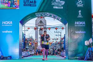 BIB: 6400
                            <button type="button" onclick="openModal(21794670)" class="btn btn-primary btn-sm float-right btn-popup" data-toggle="modal" data-target=".modal-high-quality">
                        <i class="fas fa-shopping-cart"></i> Add to Cart
                    </button>
                                            <button type="button" onclick="isThisMe(21794670, true)" class="btn btn-success btn-sm float-right btn-popup btn-isme hidden" data-toggle="tooltip" data-placement="bottom" title="นี่คือรูปของคุณใช่ไหม คลิกที่นี่เพื่อเอาเข้าอัลบั้ม">
                        <i class="fas fa-plus"></i> Add to album
                    </button>
                    <button type="button" onclick="isThisMe(21794670, false)" class="btn btn-warning btn-sm float-right btn-popup btn-isnotme hidden">
                        <i class="fas fa-ban"></i> Remove from album
                    </button>